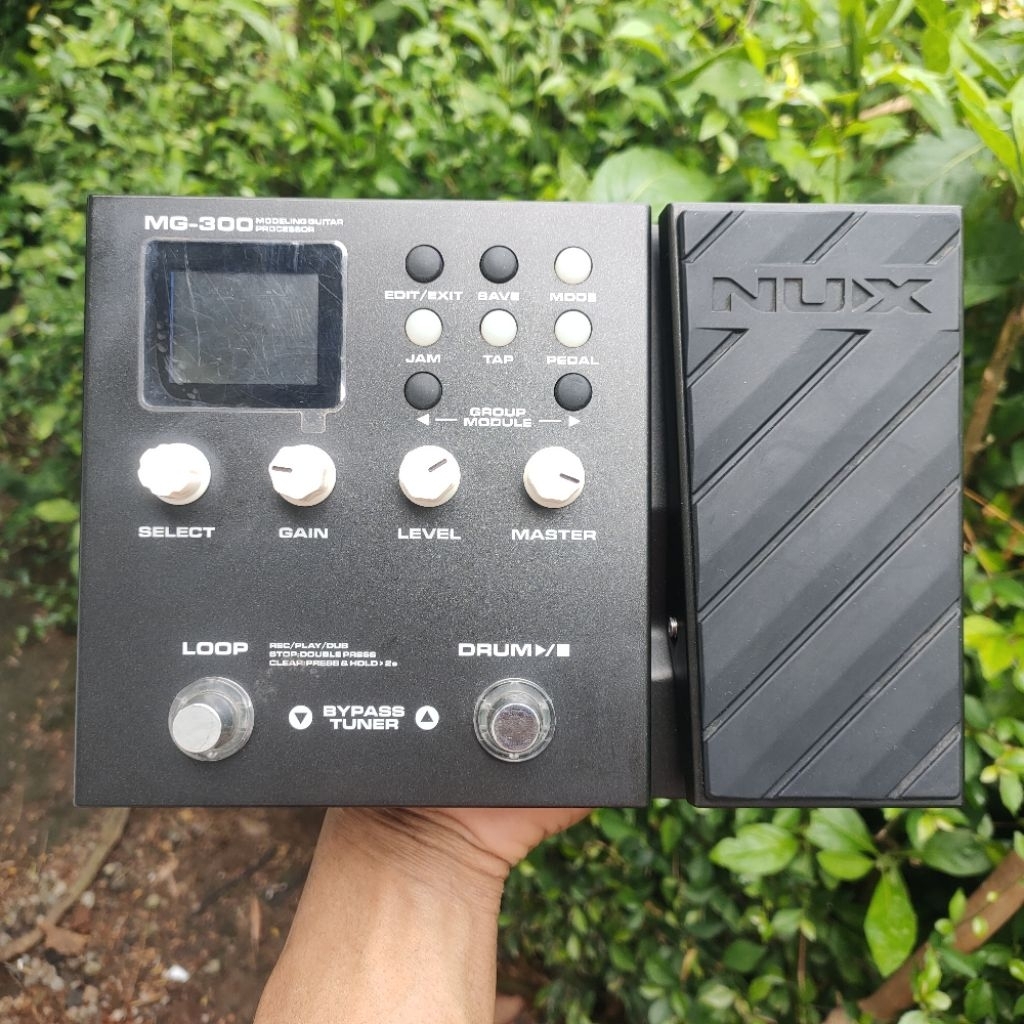 EFEK GITAR BEKAS NUX MG 300 / NUX MG300 / NUXMG 300 / NUXMG300