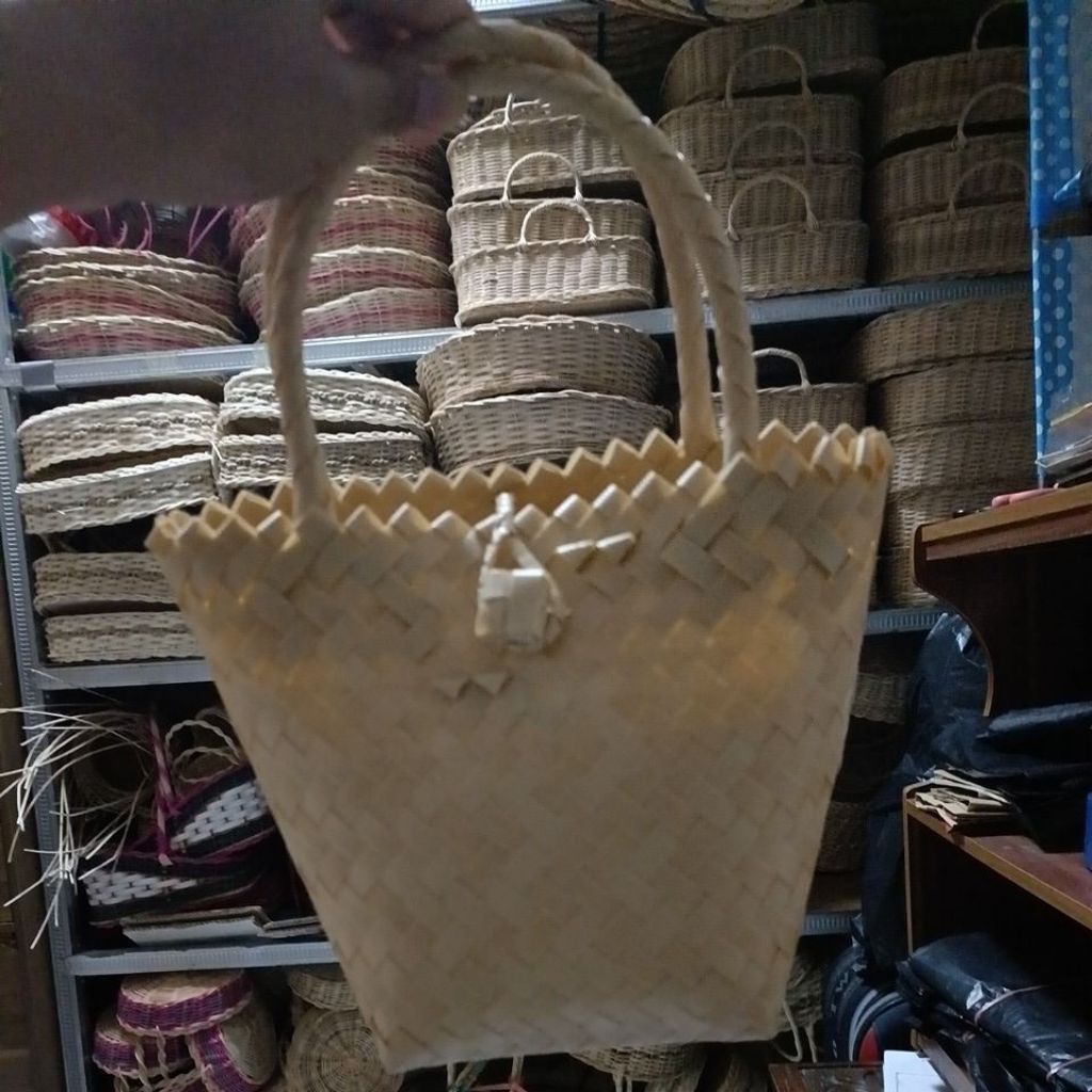 KERANJANG TAS ANYAMAN MINI SOUVENIR