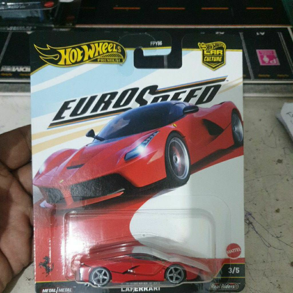 Hotwheels laferari