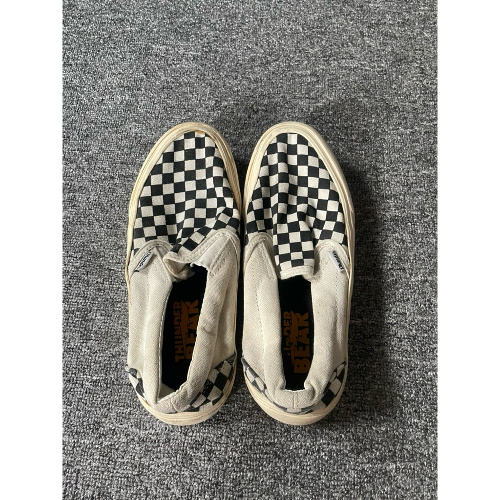 Preloved sepatu thunder bear