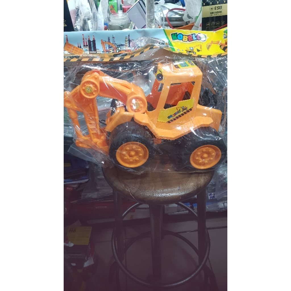 MAINAN MOBIL TRAKTOR ANAK TANPA HELM MOBI TRAKTOR