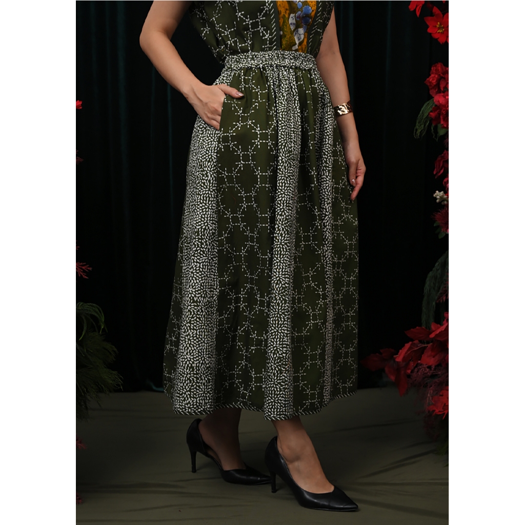 NONA RARA - Kiara Garut P0604, Rok batik wanita modern