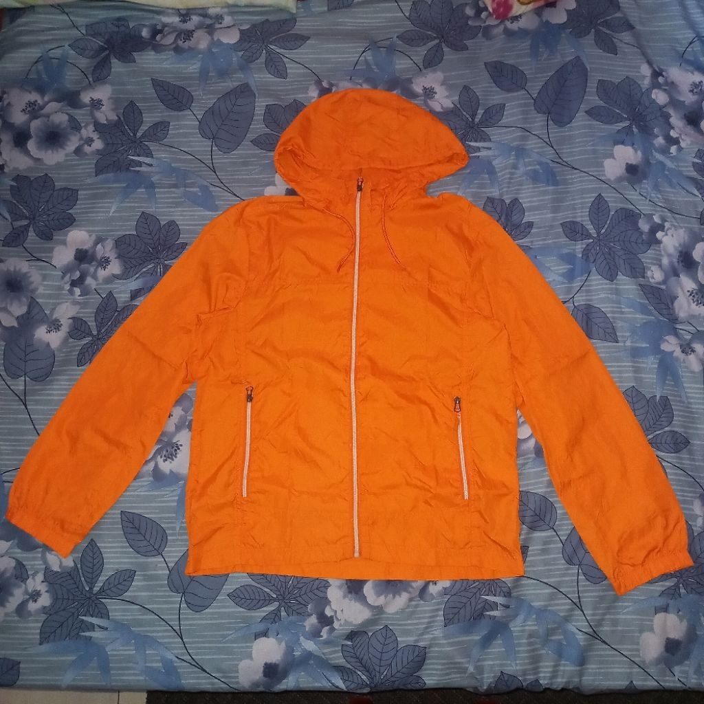 JAKET RUNNING/TRACKING