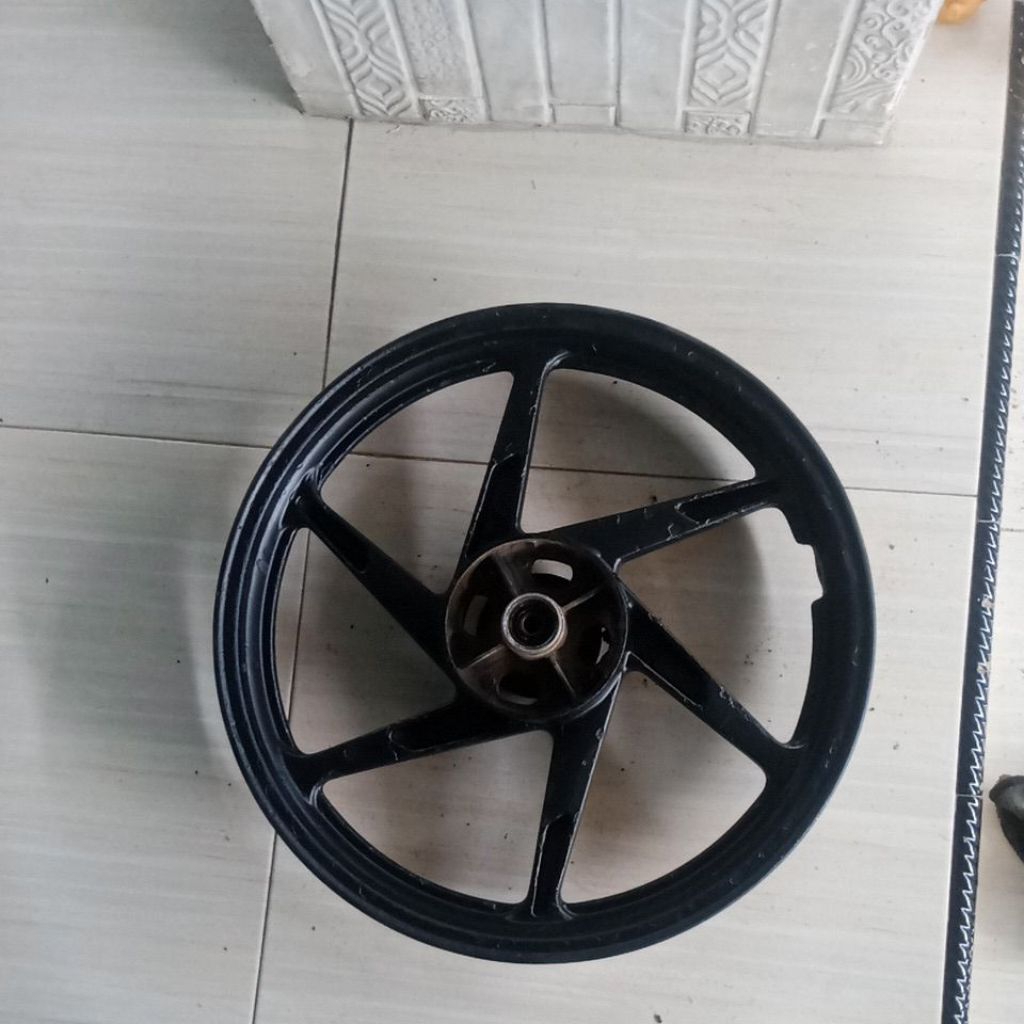 pelek velg belakang Suzuki satria 2tak original copotan motor