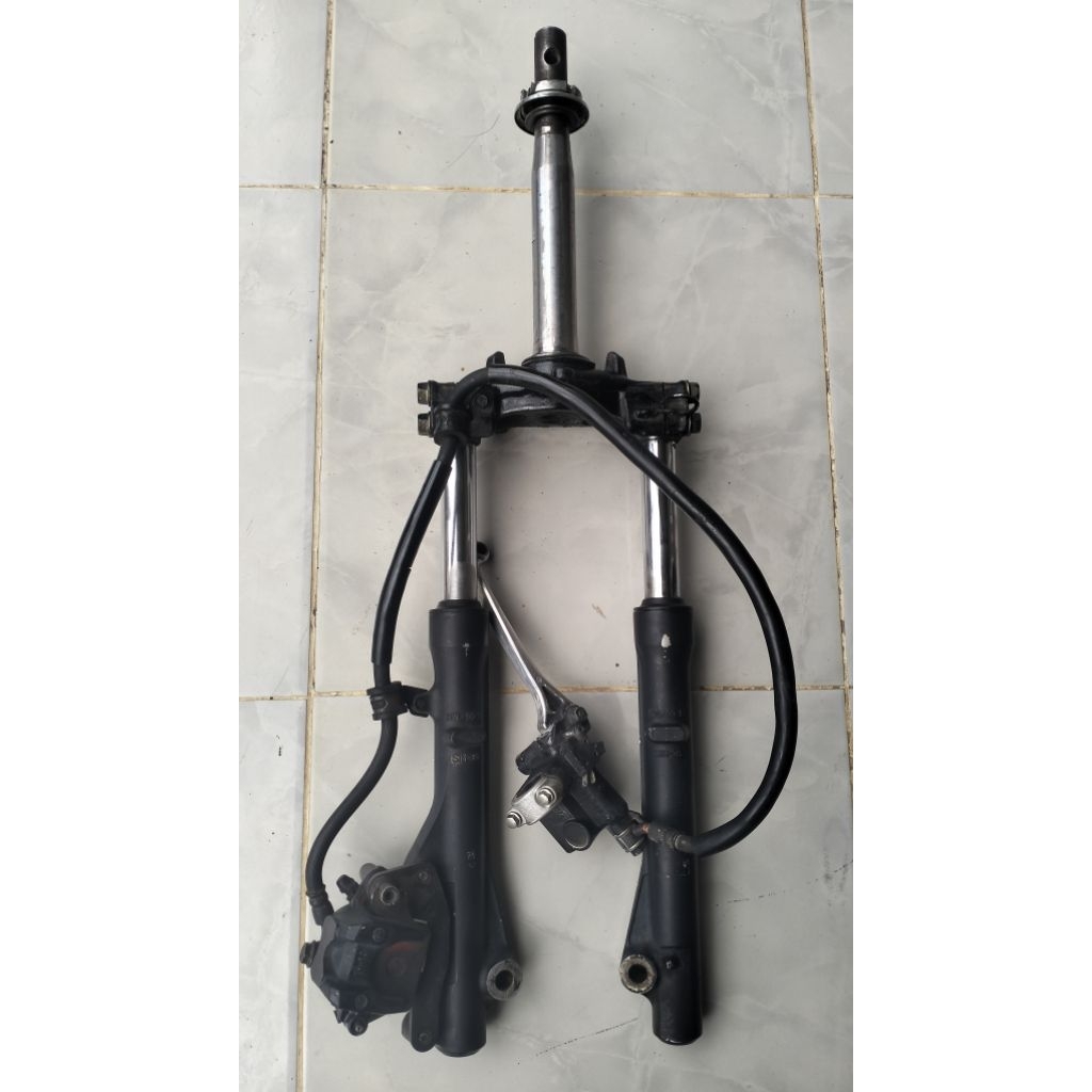 SHOCK BREAKER DEPAN SATU SET BAHAN AS BARET HONDA BEAT INJEKSI, BEAT KARBU COPOTAN SECOND ORIGINAL