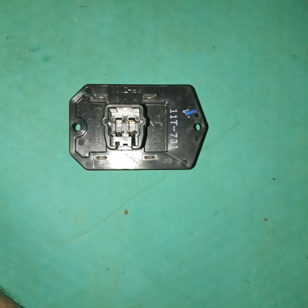 resistor werstan blower AC ayla Agya calya sigra