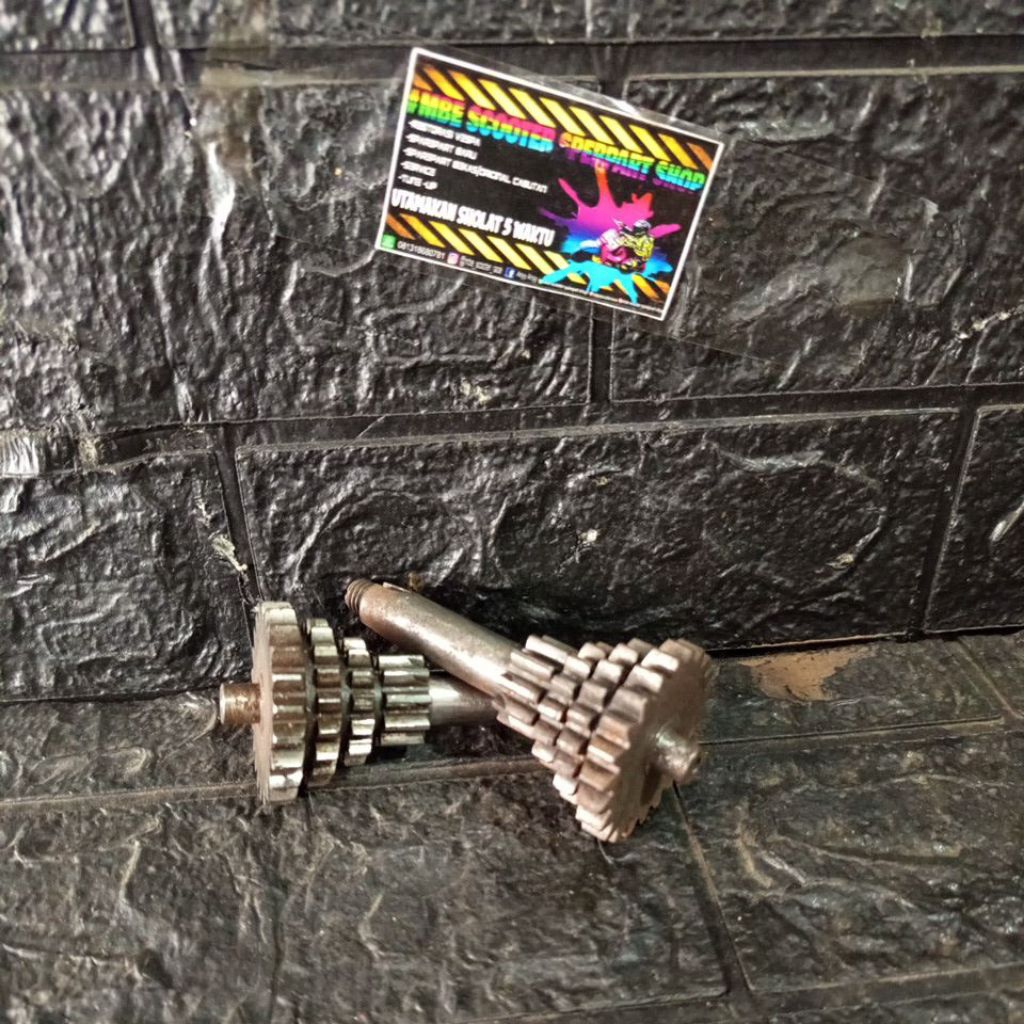 Borobudur gearbox gearset vespa pts 90/100 original 4 speed