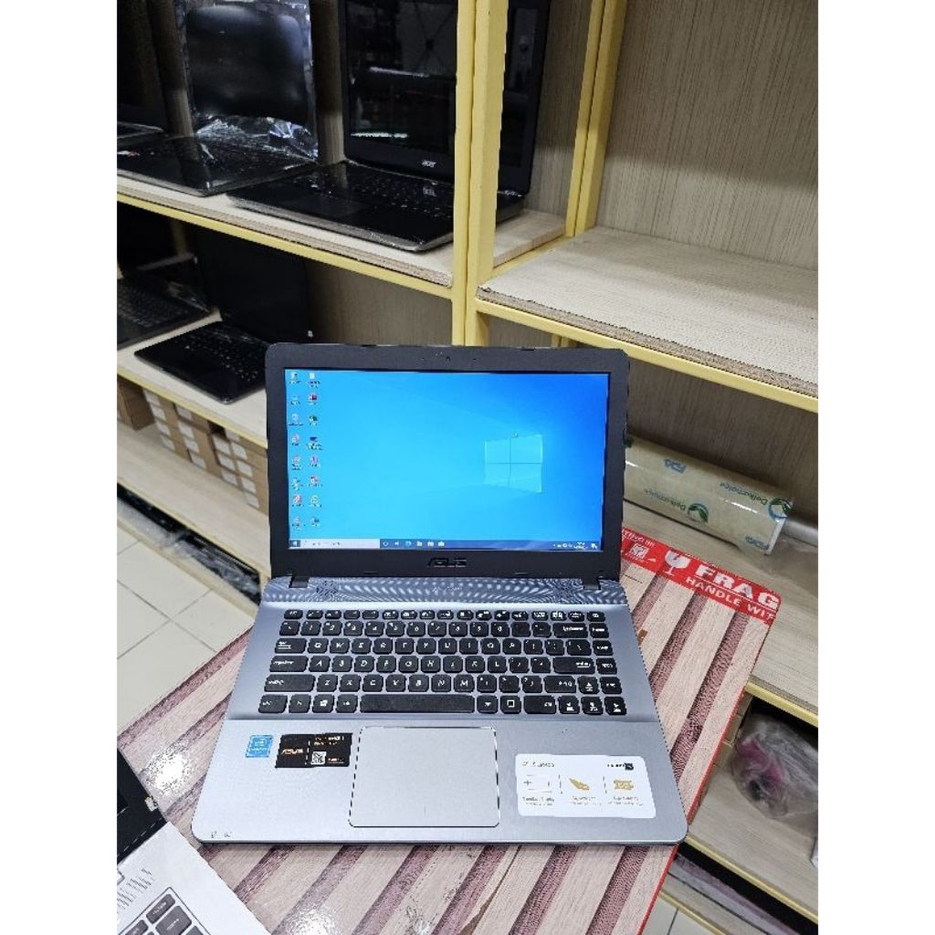 ASUS X441B RAM 4 GB HDD 1TB LAPTOP ASUS SECOND