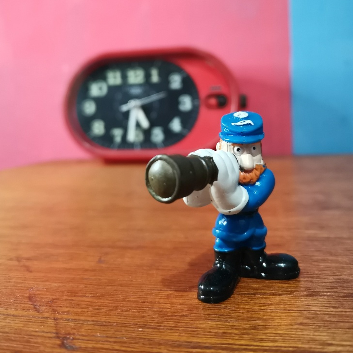 Figure 12K Kakek Teleskop, Anak Ayam Apolo Flocky Friends Chick