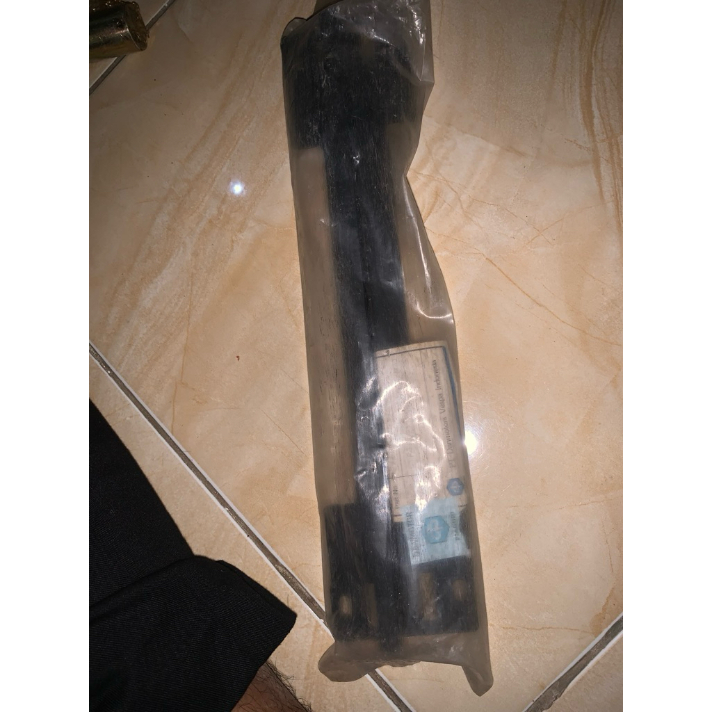 Klem karpet vespa NOS Danmotor