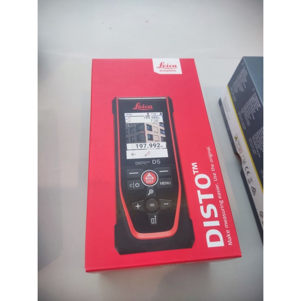 laser meter leica disto d5