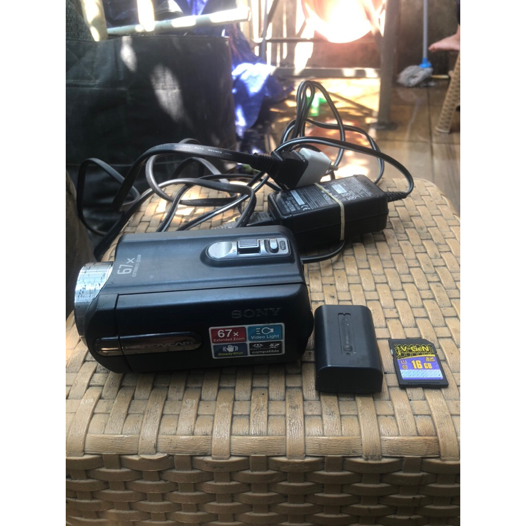 handycam camcorder sony dcr sr21 hdd 60gb