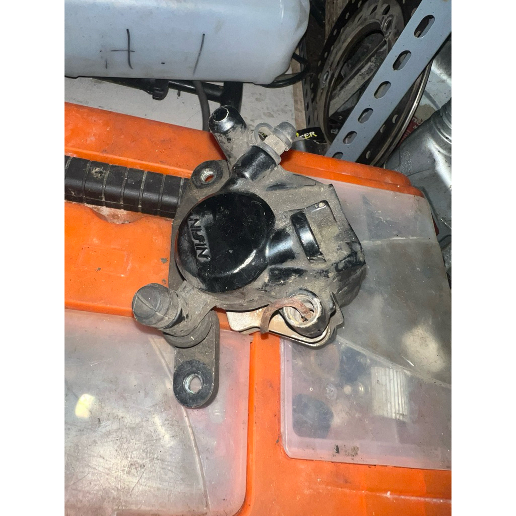 kaliper cakram depan beat pop