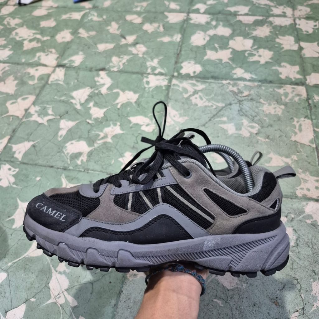 sepatu Camel Outdoor Second Original(41)