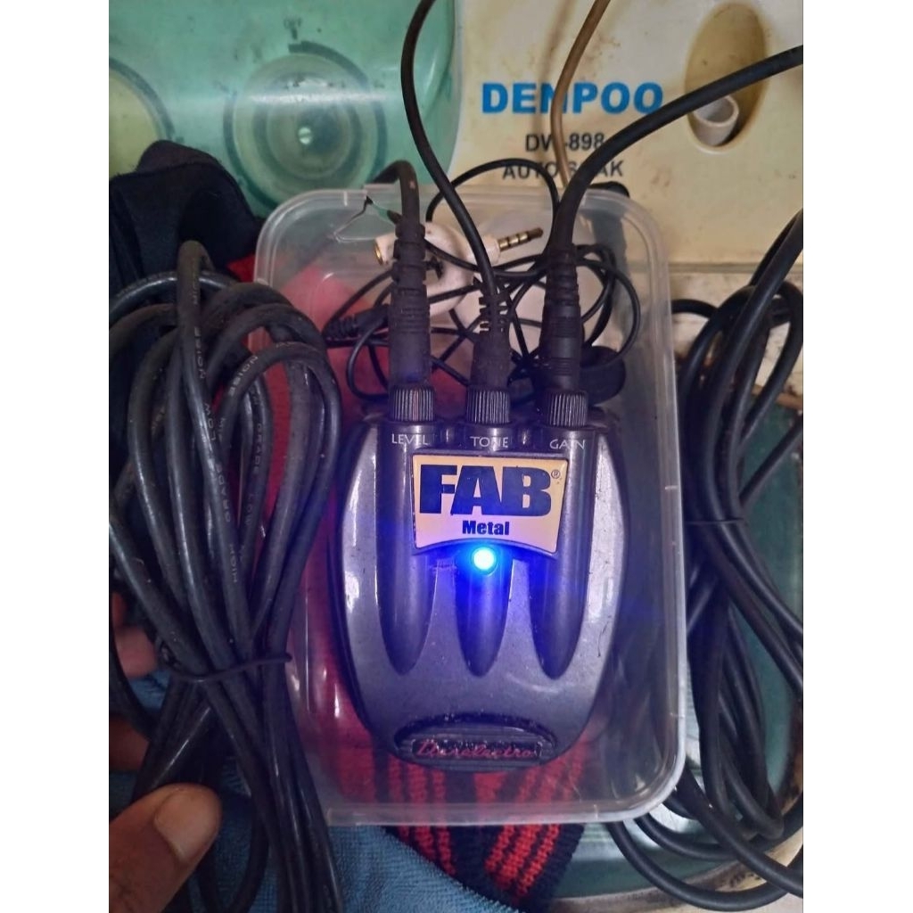 Efek Gitar Fab Metal
