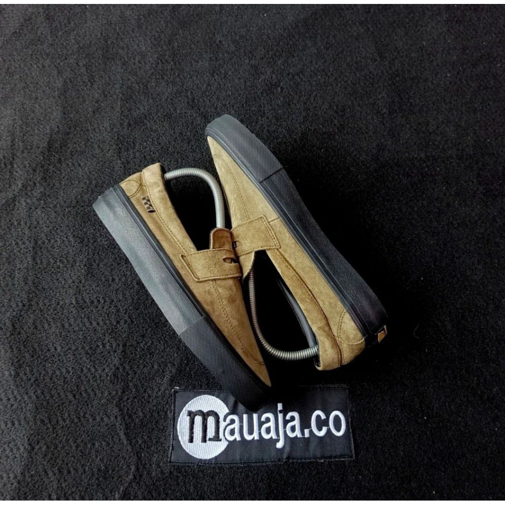 Vans Slip-On Skate Style 53 x Beatrice Domond Dark Olive