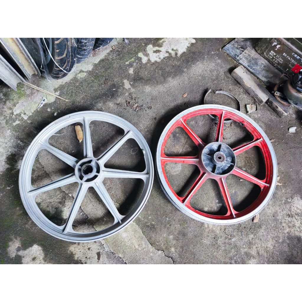 velg pelek veleg racing scorpion depan belakang ring 17 yamaha