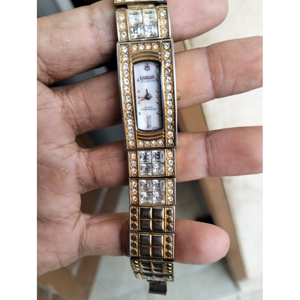 jam tangan wanita lobor