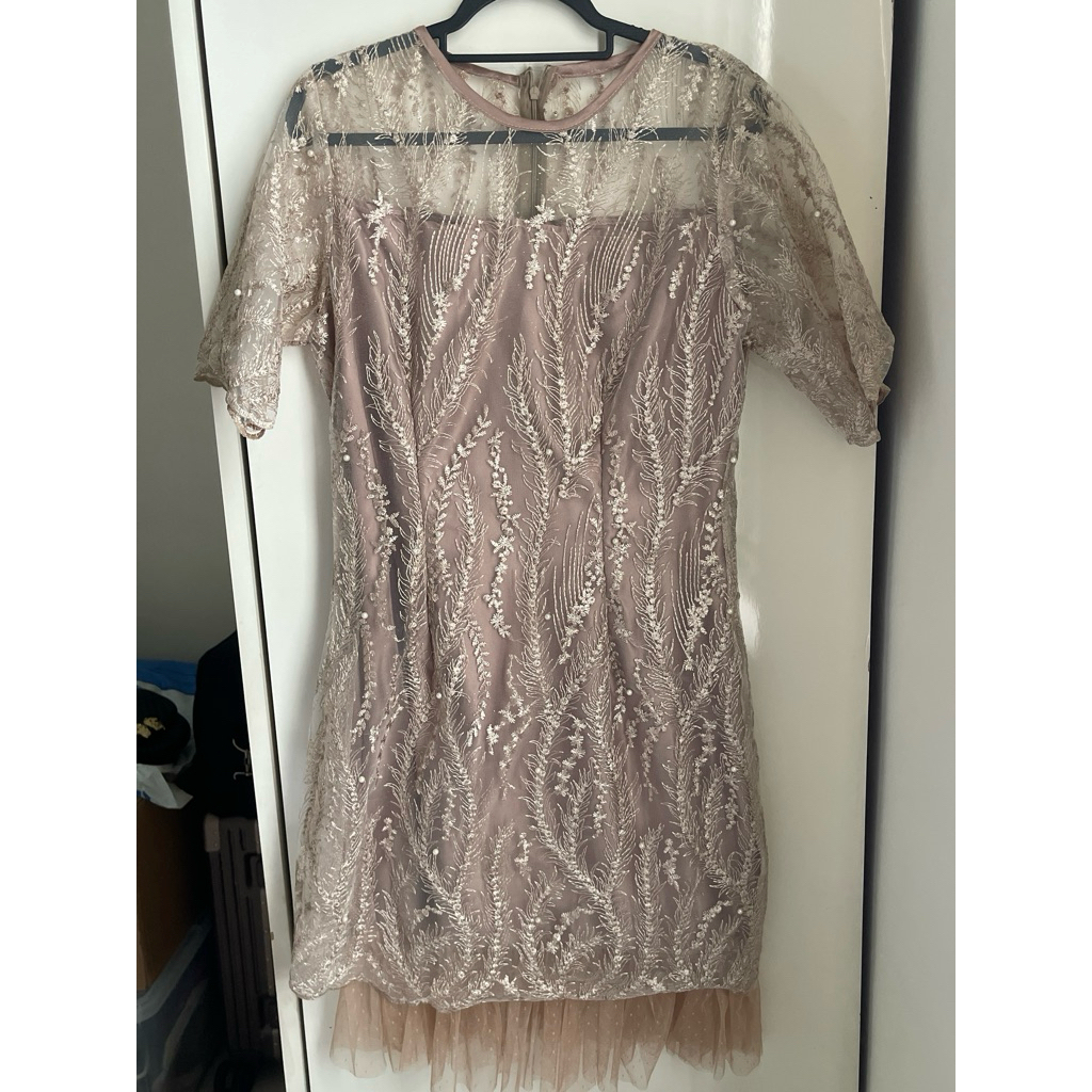 Preloved-Dress Pesta Wanita Brokat Nude Elegant Midi Dress