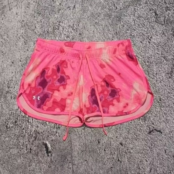 celana pendek under armour