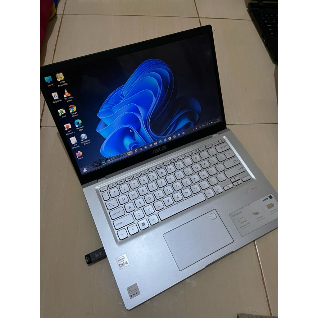 laptop asus a416jao minus