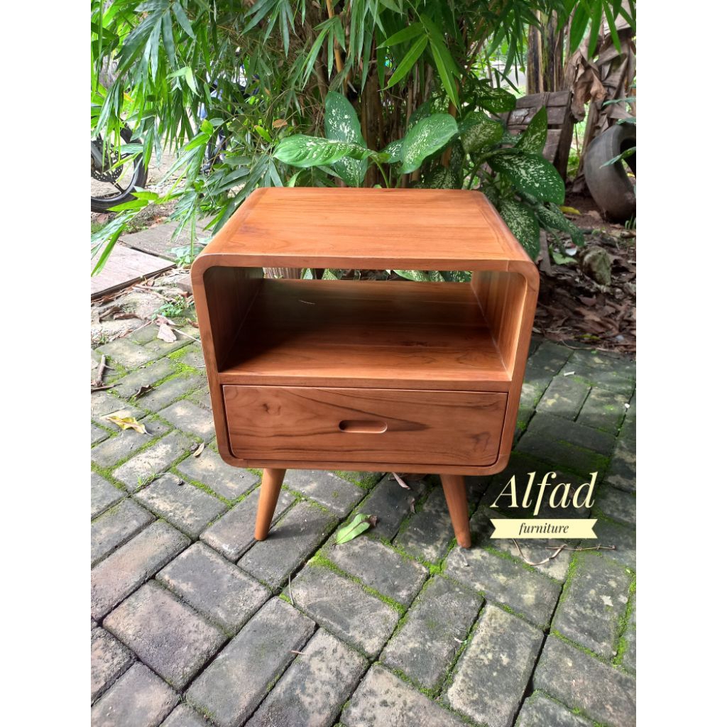 meja nakas/nakas retro/nakas sudut kamar kayu jati