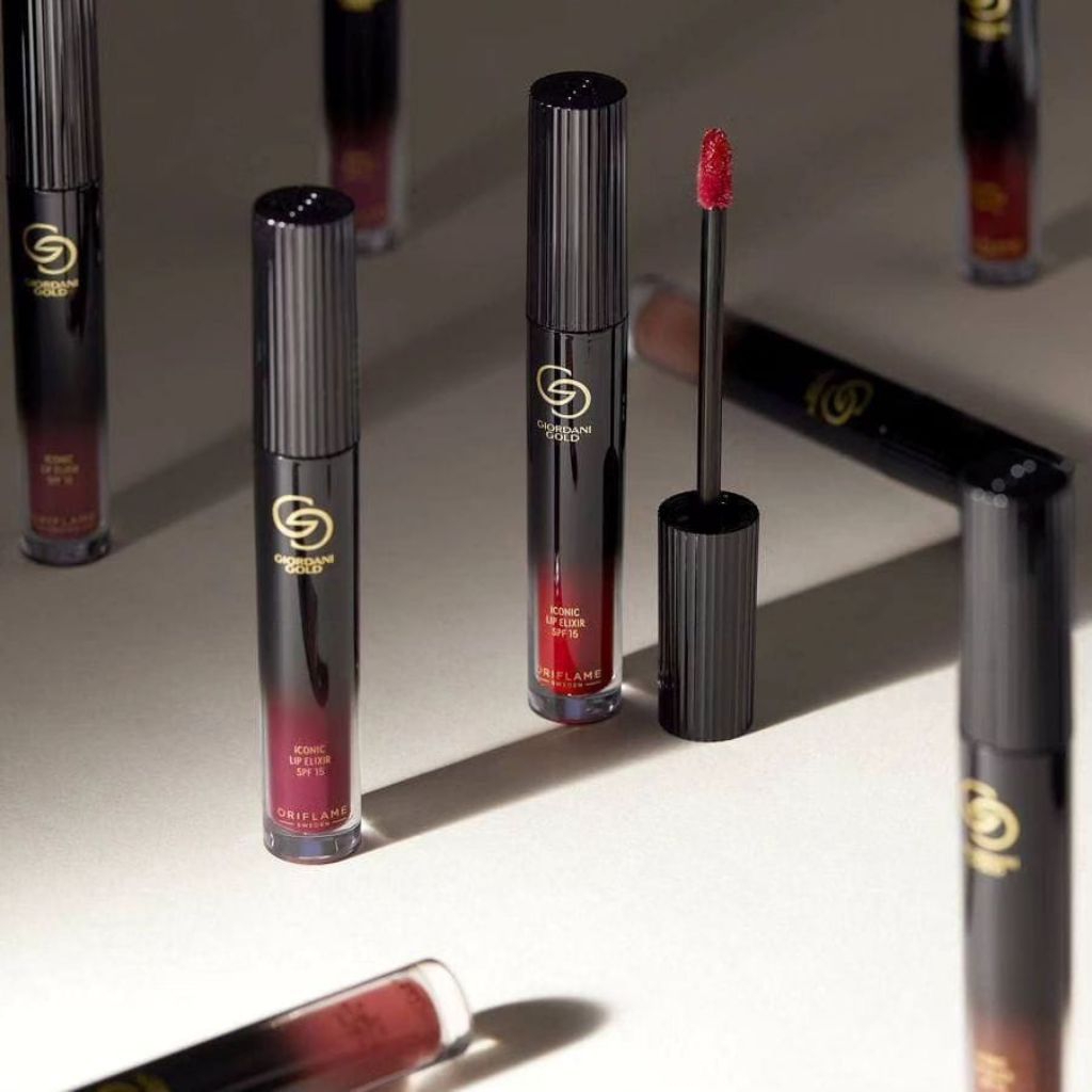 LIP MATTE / GG Iconic Lip Elixir SPF 15  TAHAN 8 JAM