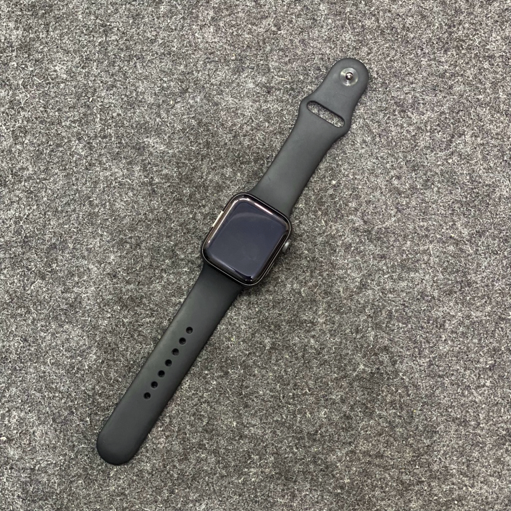 Apple Watch Series 5 Second