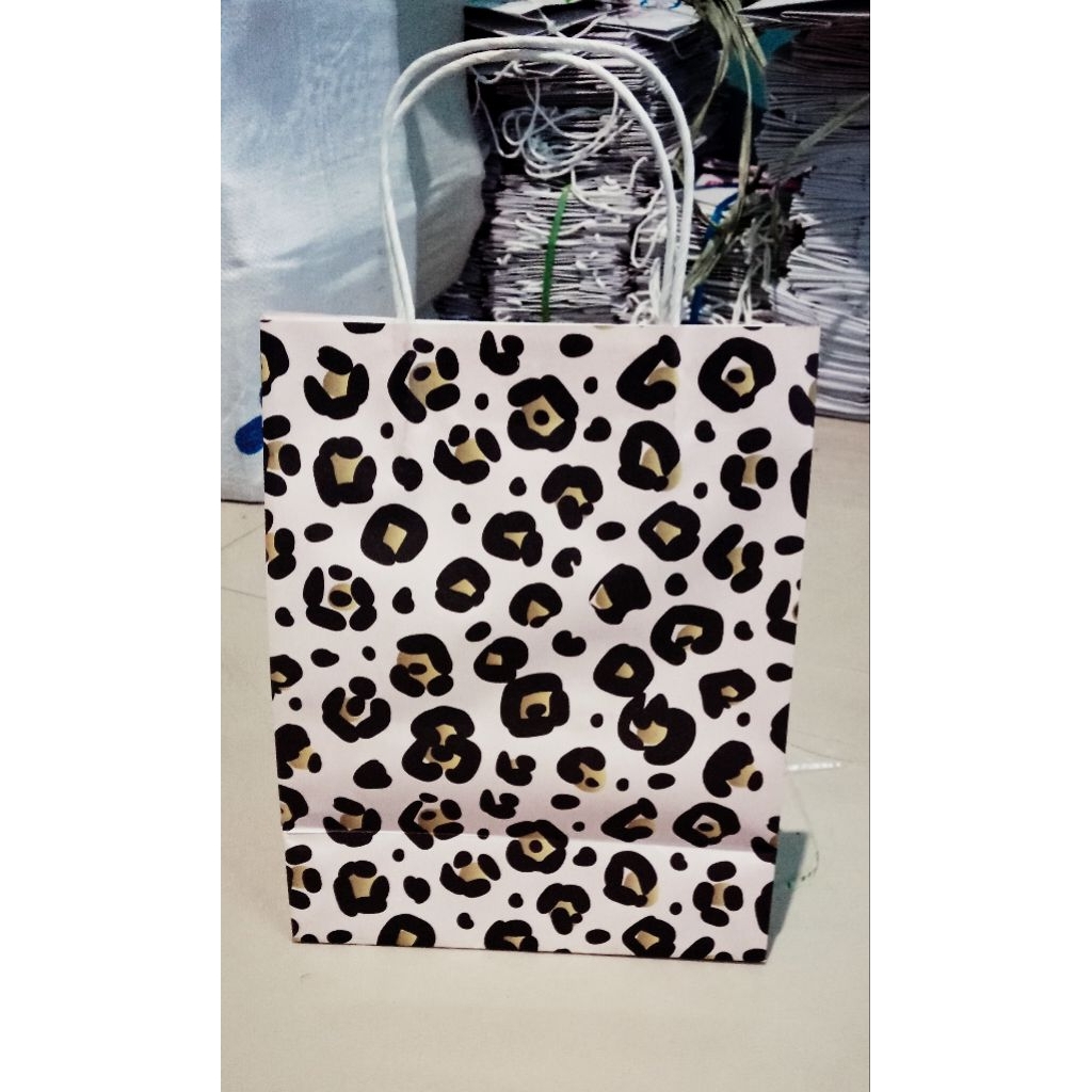 PAPER BAG MOTIF TAS HAMPERS PAPER BAG GOODIE BAG MOTIF KEREN 10PCS