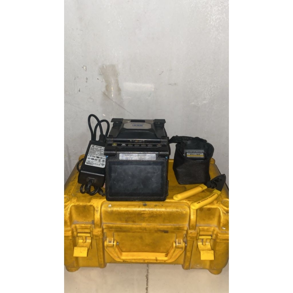 Second Splicer Comway A33