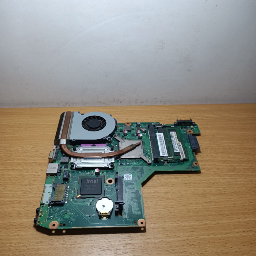 Motherboard Mobo Mesin Normal Laptop Toshiba Satellite C600