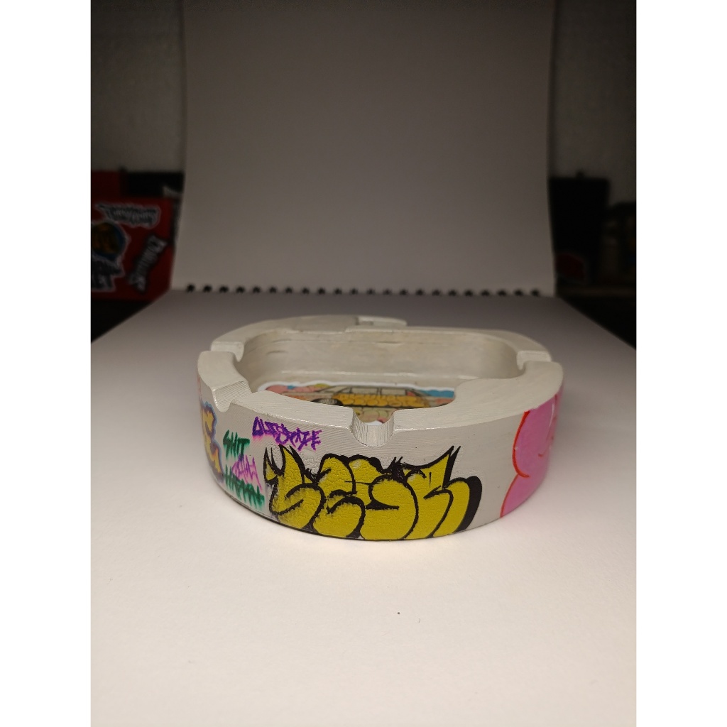 ASBAK / ASHTRAY GRAFFITI SKATEPARK DIORAMA