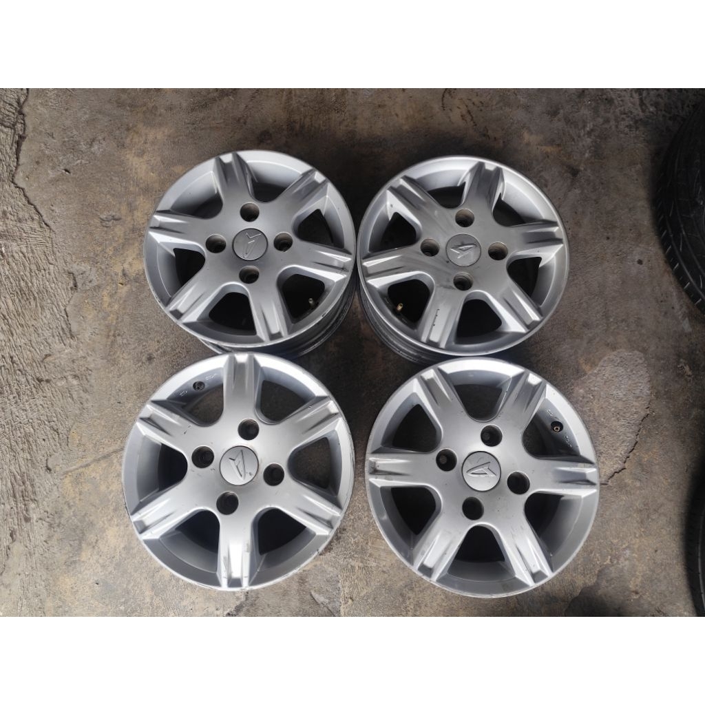 ring 13 original xenia pcd 4x 114 harga 1 velg