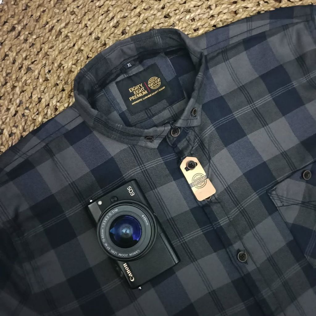 F2D Kemeja Flanel Green Army Elegant Best Seller / flanel/hem pria/ flanel pria/ kemeja flanel/ eigh