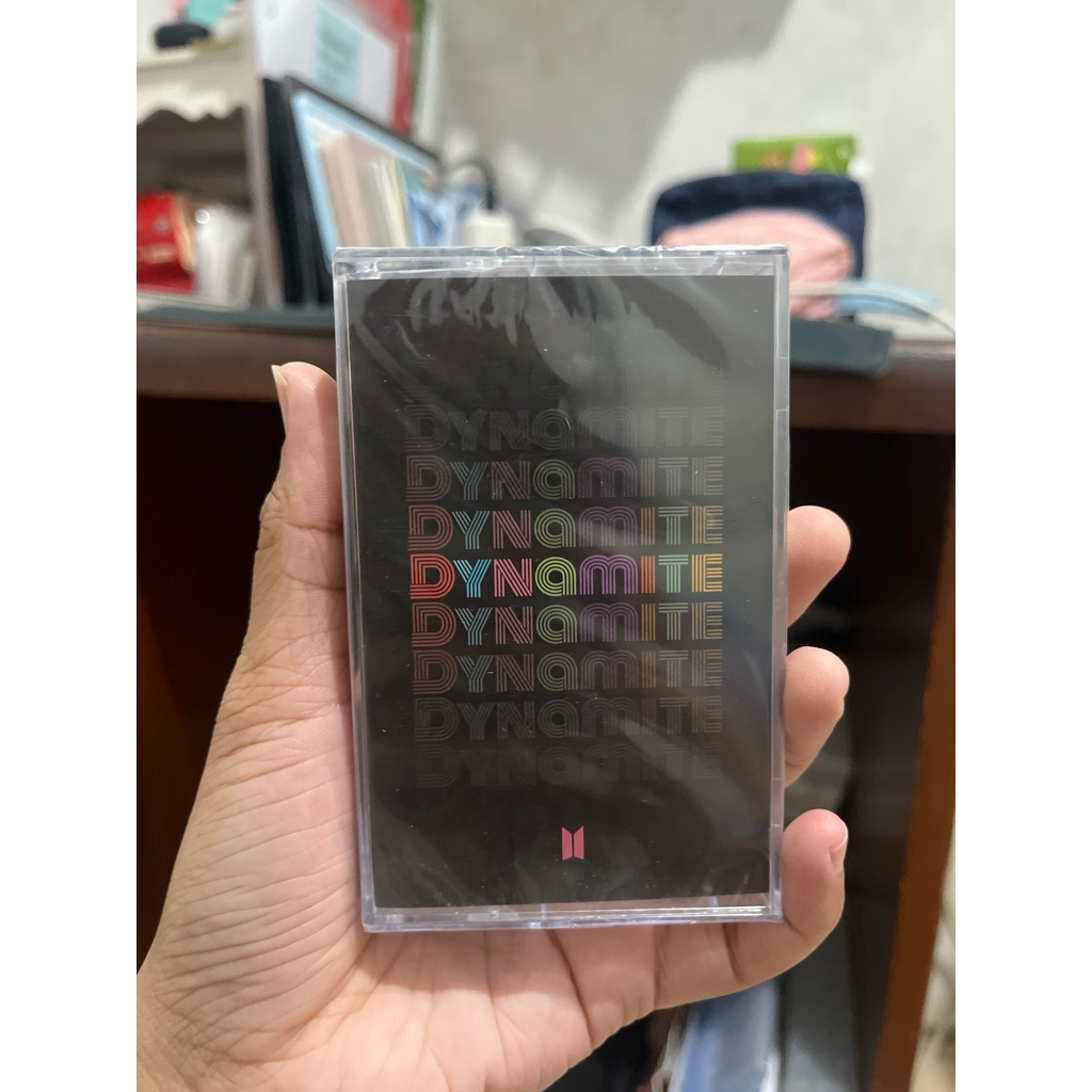 BTS – Dynamite Cassette Tape (BigHit Official)