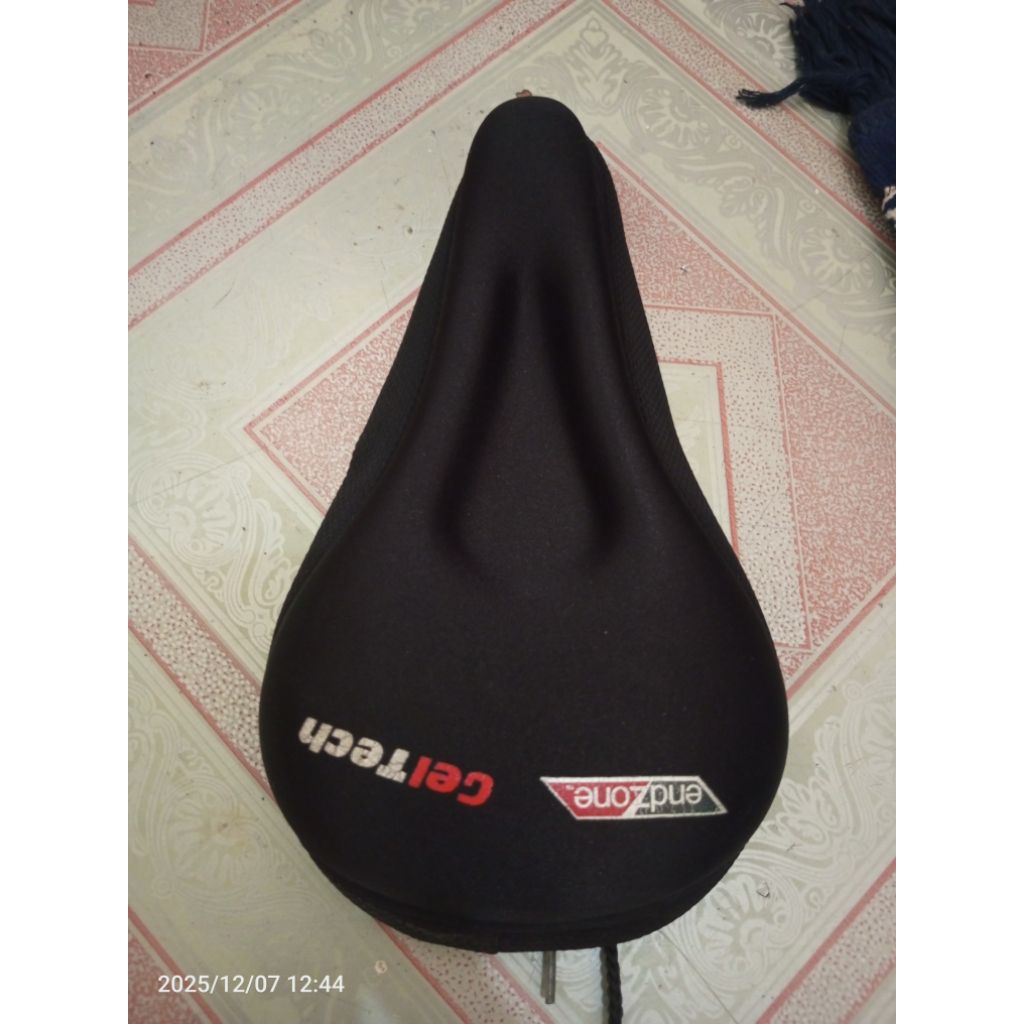 Cover gel SADEL SEPEDA MTB geltech ENDZONE