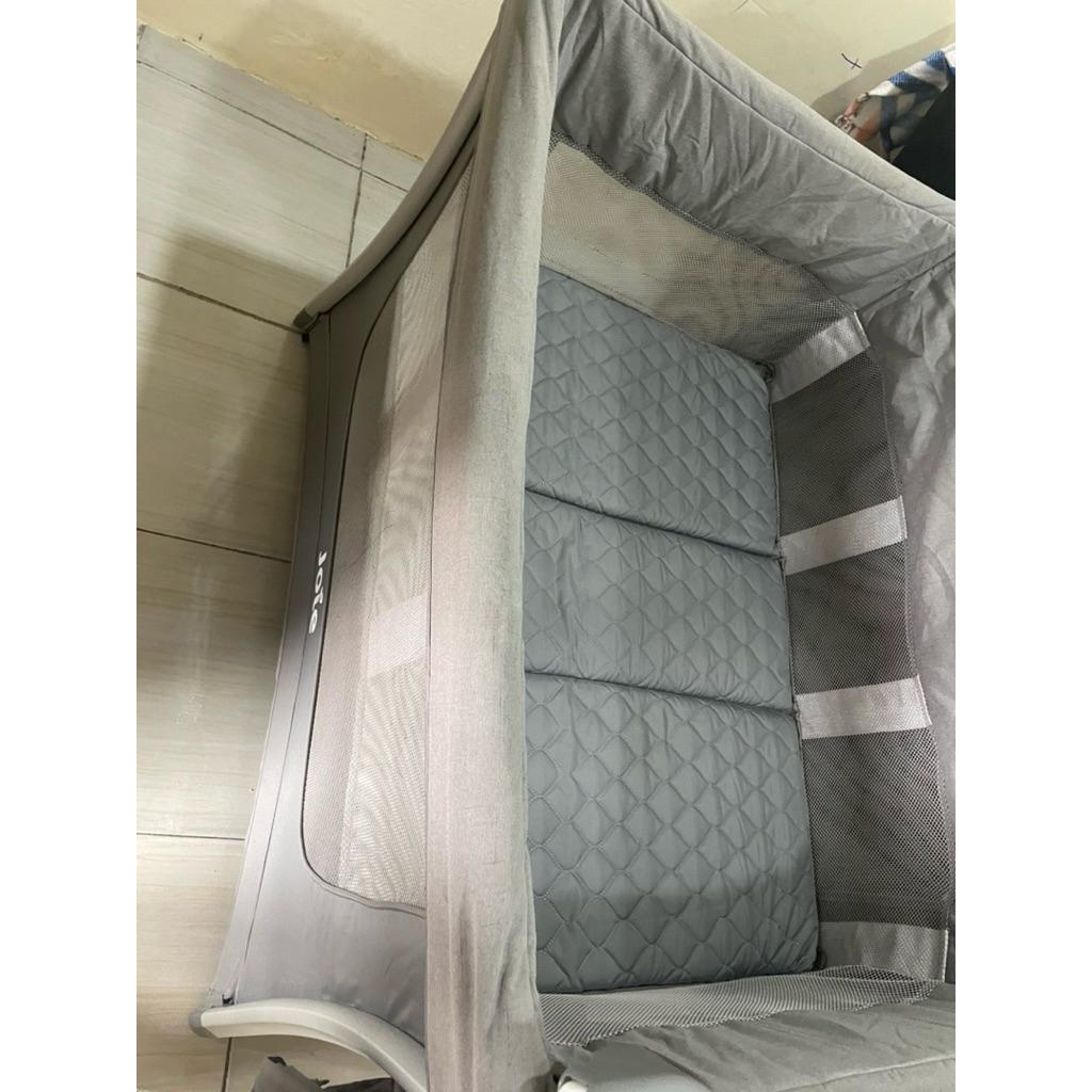 Preloved Baby Box Joie Illusion Travel Cot
