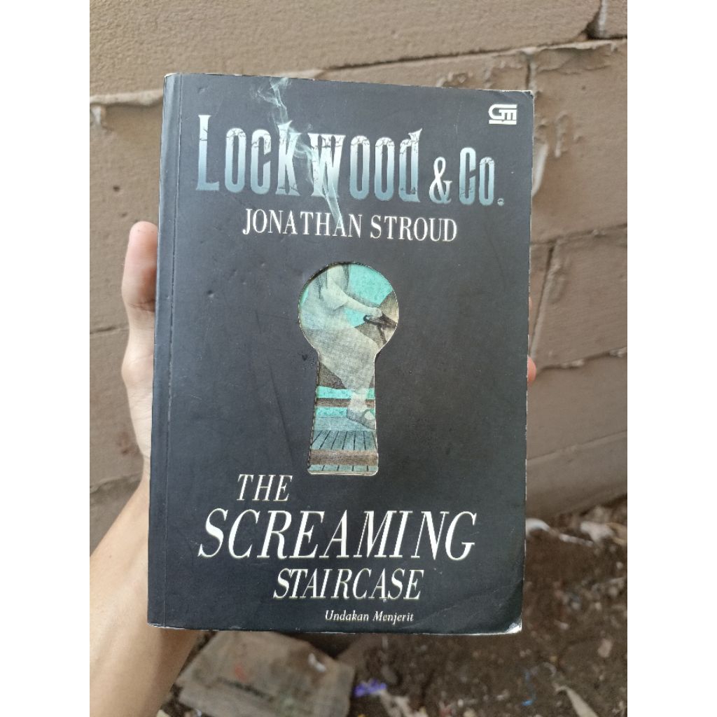 Preloved book Lockwood & Co Volume 1 Undakan Menjerit The Screaming staircase