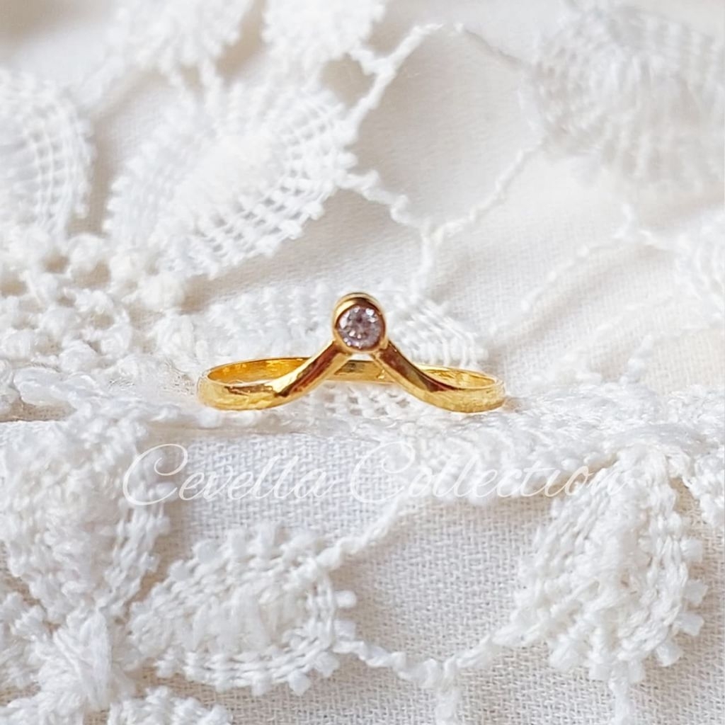 Cincin Aurel Mata Putih Emas muda 1/2 Gram