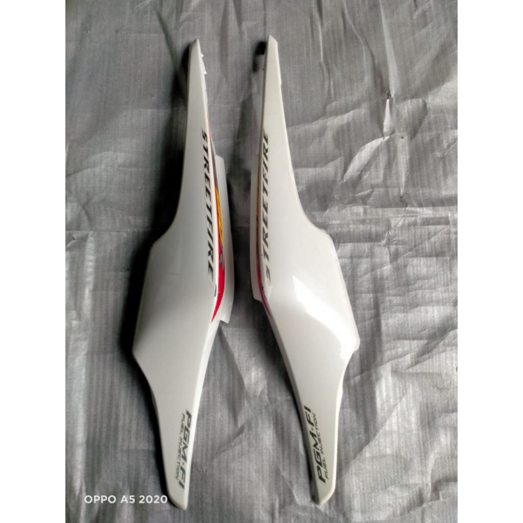 body cover belakang samping kanan kiri set tail 2nd ORI cb 150r old k15