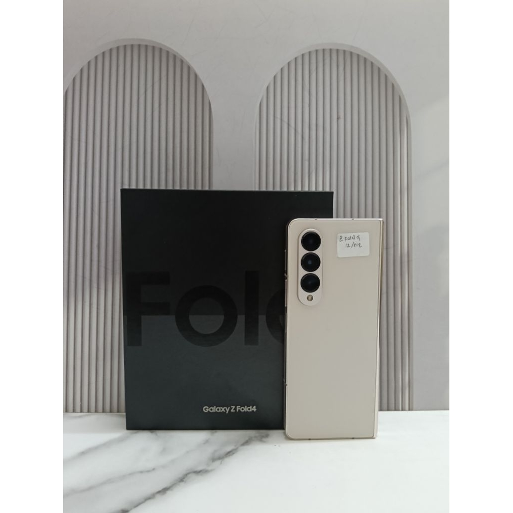 Samsung galaxy z fold 4 12/512 second