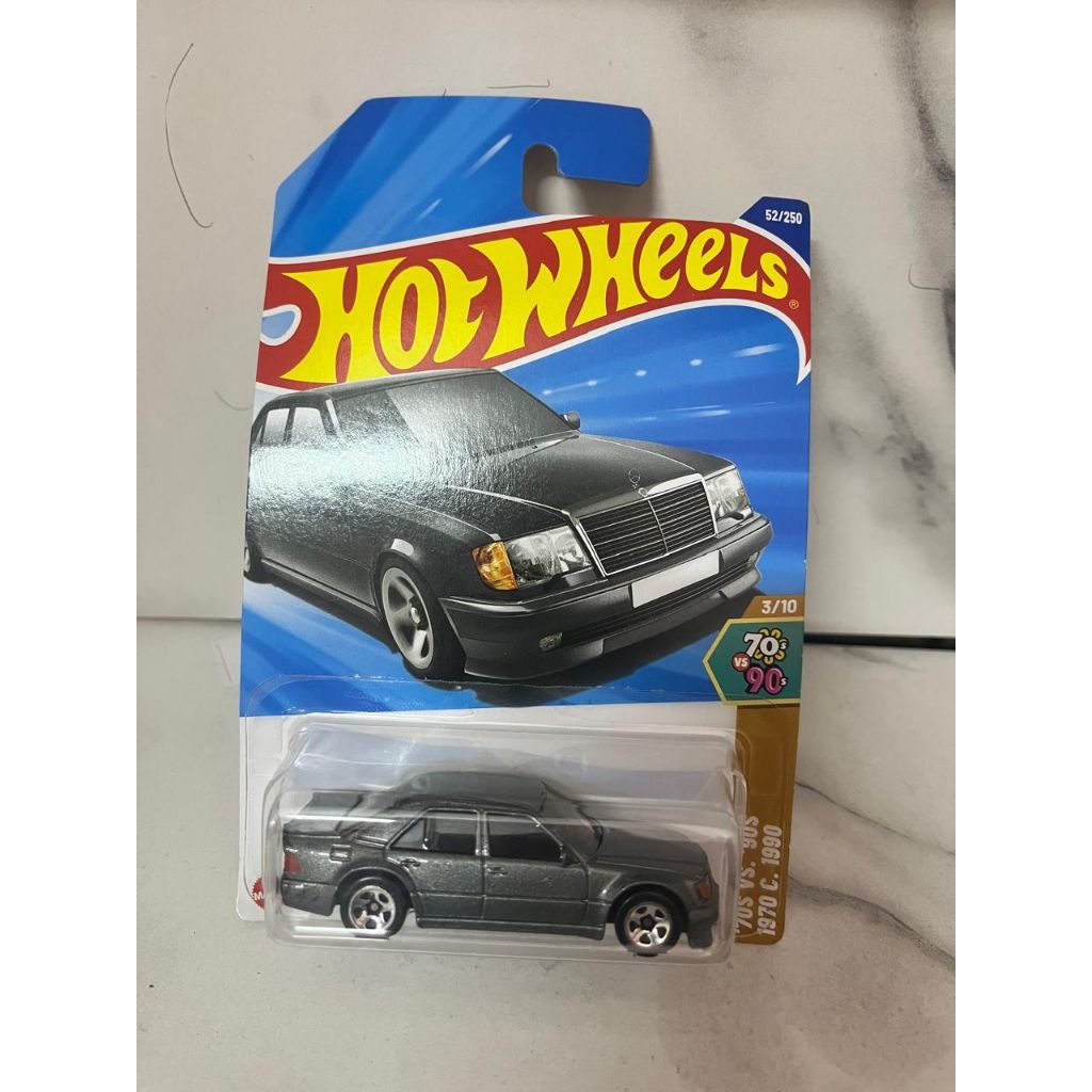 hotwheels Mercedes Benz 500E