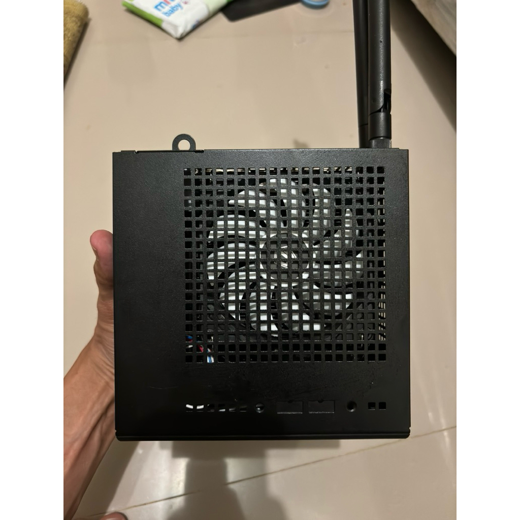 Asrock Deskmini x300 Ryzen 5 5600G 16GB RAM Bekas