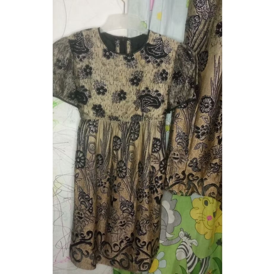 Pre loved BAJU PESTA IBU DAN ANAK COUPLE MEWAH