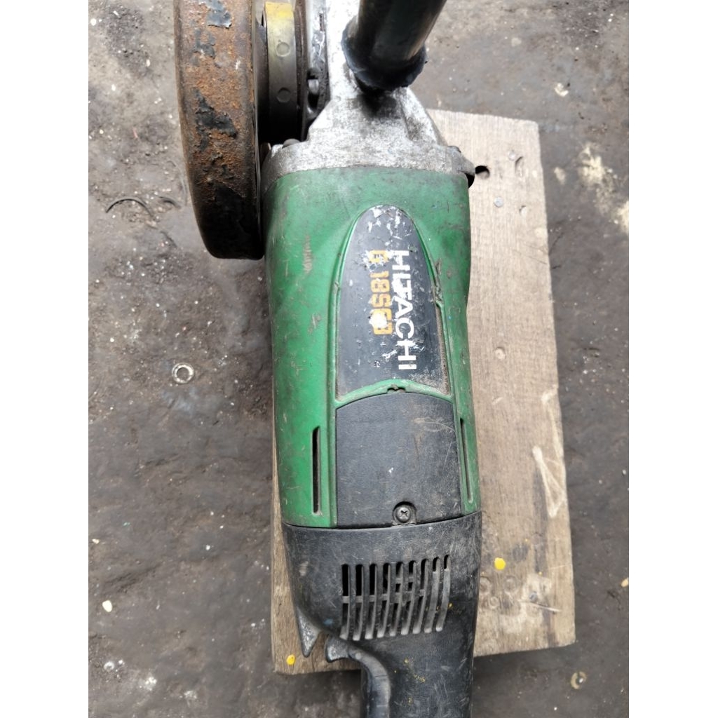 GERINDA HITACHI G 18SE3 KONDISI BARANG MASIH NORMAL SIAP PAKAI KERJA ORIGINAL