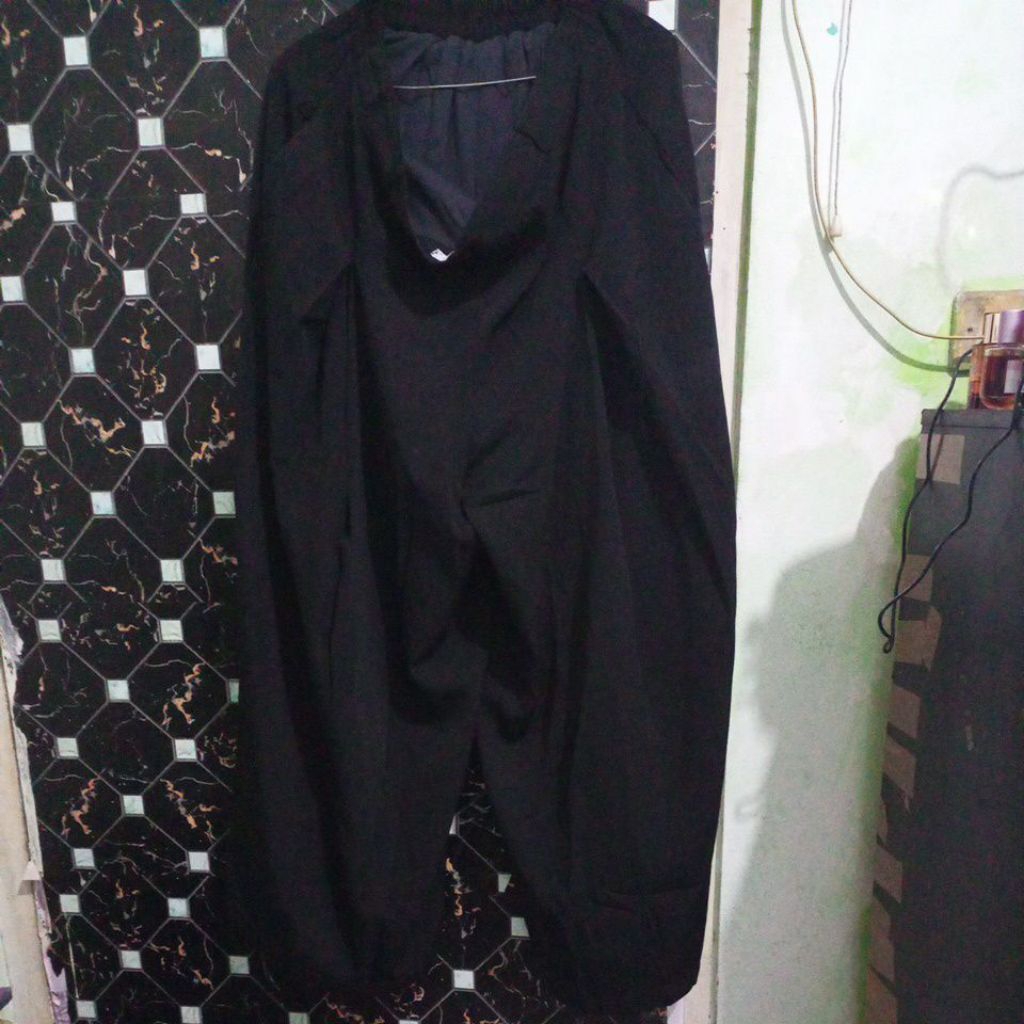 pl kulot jumbo hitam