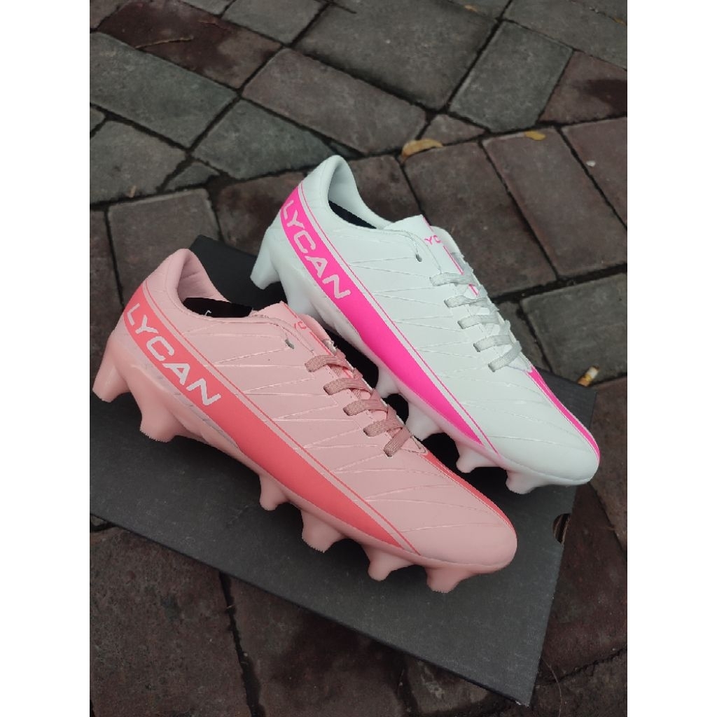 Sepatu Bola Lycan Proxima FG