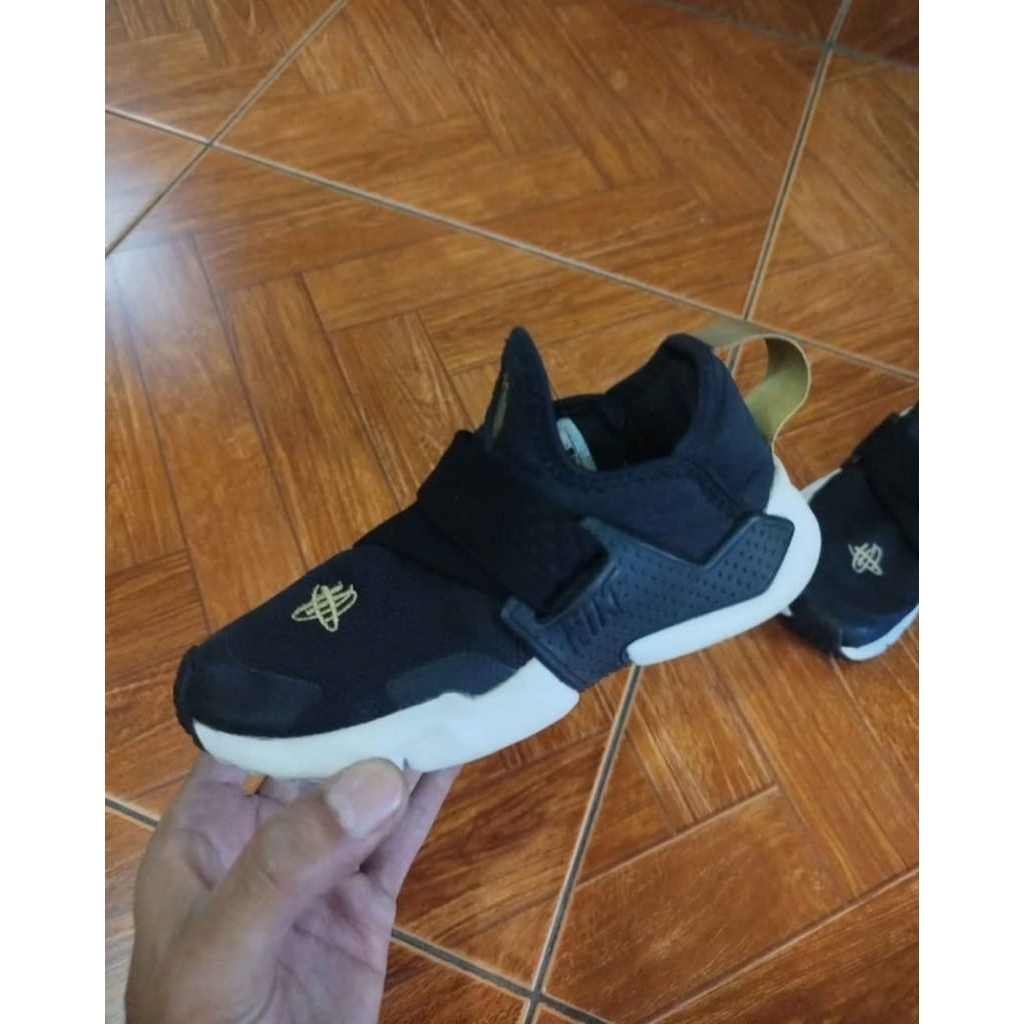 Nike air huarache kids