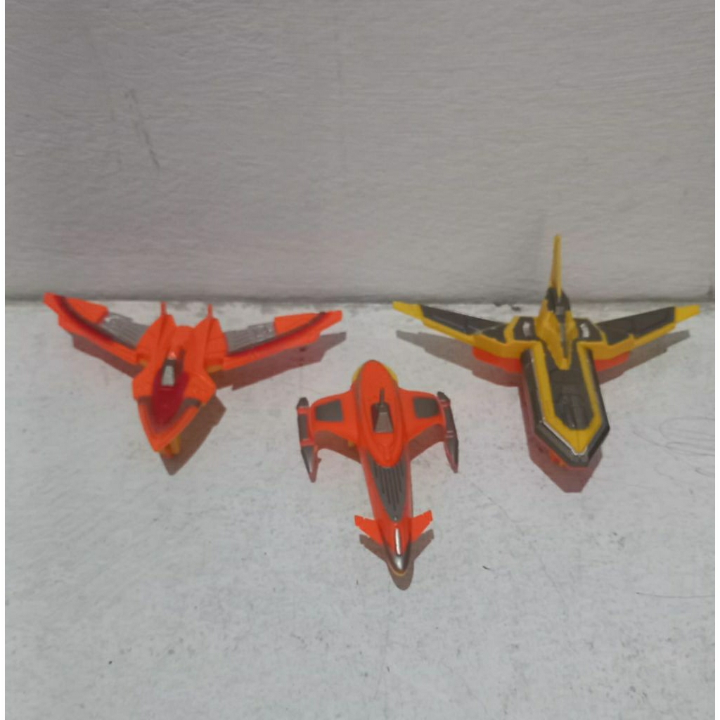 pesawat guts ultraman