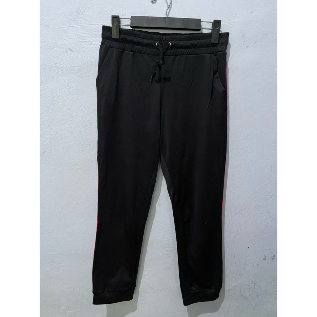 Jogger Tapped Cewek Second